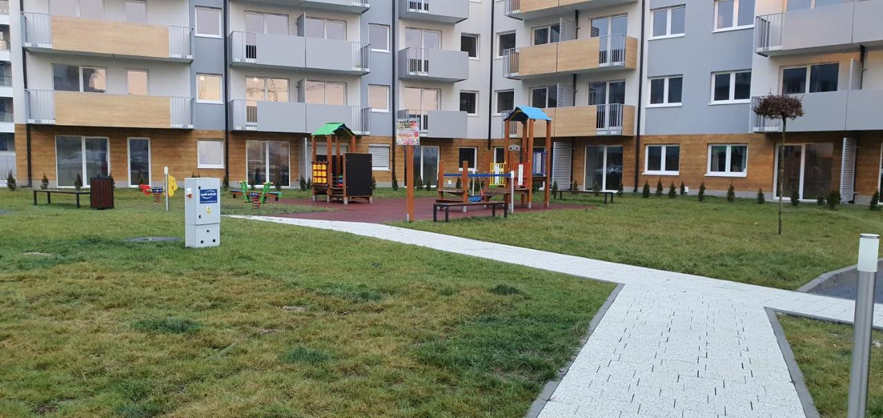 Seven Days, 2 Pokoje, Garaz W Cenie Wroclaw Ngoại thất bức ảnh