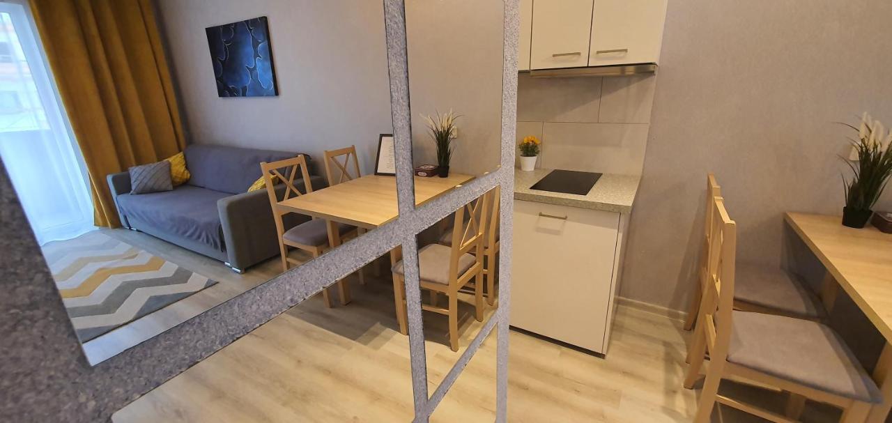 Seven Days, 2 Pokoje, Garaz W Cenie Wroclaw Ngoại thất bức ảnh